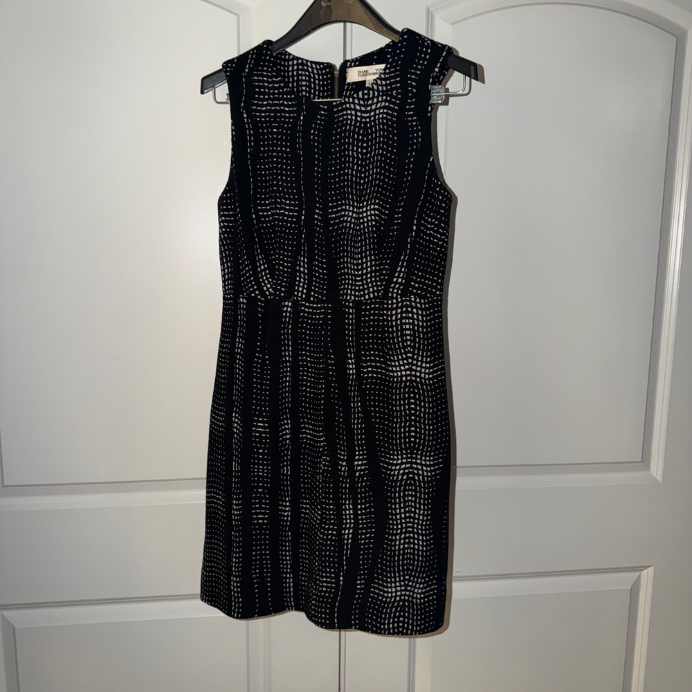 Diane von Furstenberg DVF Black White Geometric Wool Blend Shift Dress 6